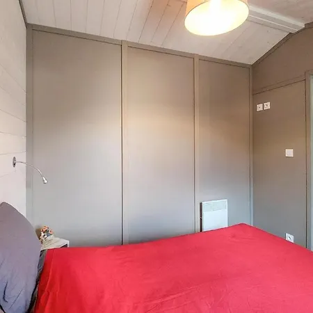 Semesterbostad Stunning In With Kitchen Corcieux