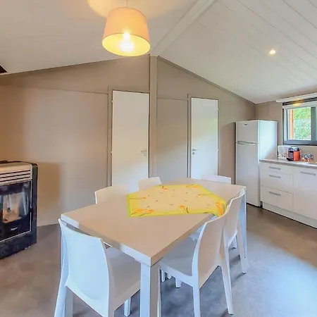 בית נופש Stunning In With Kitchen Corcieux