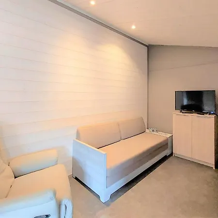 Stunning In With Kitchen Semesterbostad *